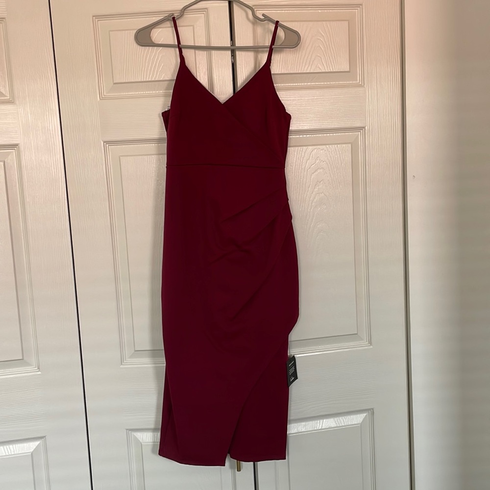 NWT All This Appeal Burgundy Bodycon Midi Dress